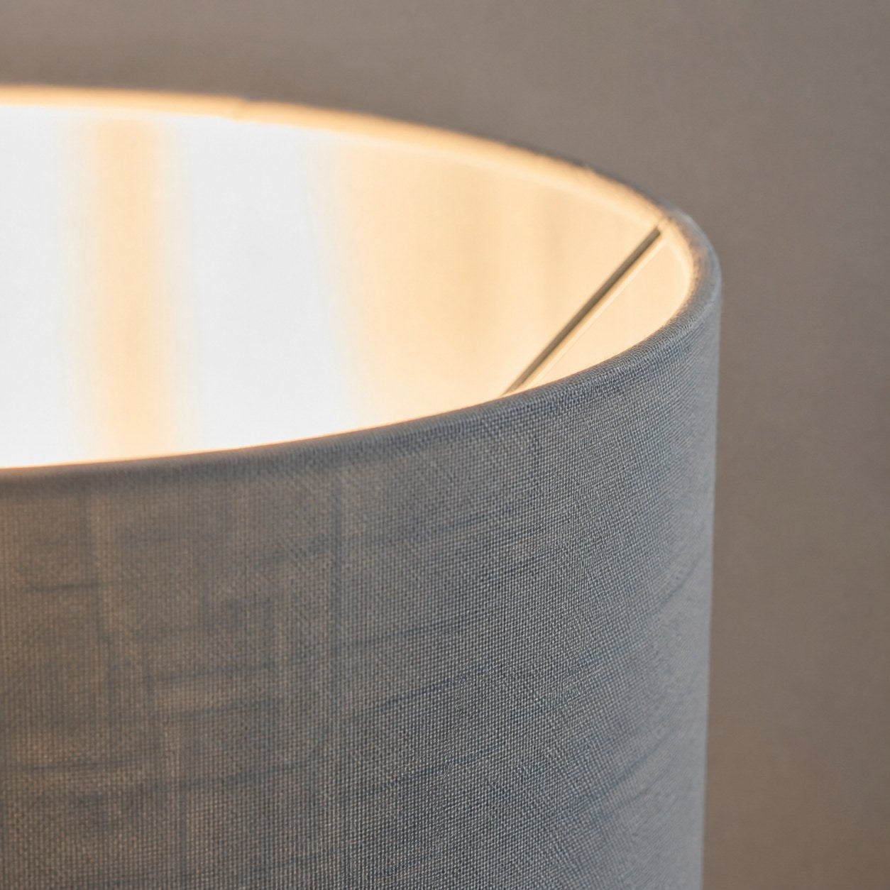 Tela 1‑Light and 3‑Light Table Lamp – Modern Linen & Metal for Bedside or Living Room