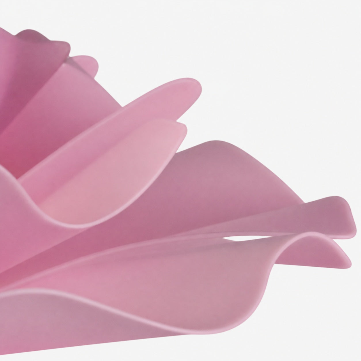 Blossenari Nordic Flower Design Pendant Lamp – Sculptural Floral Ceiling Light for Living Room N34