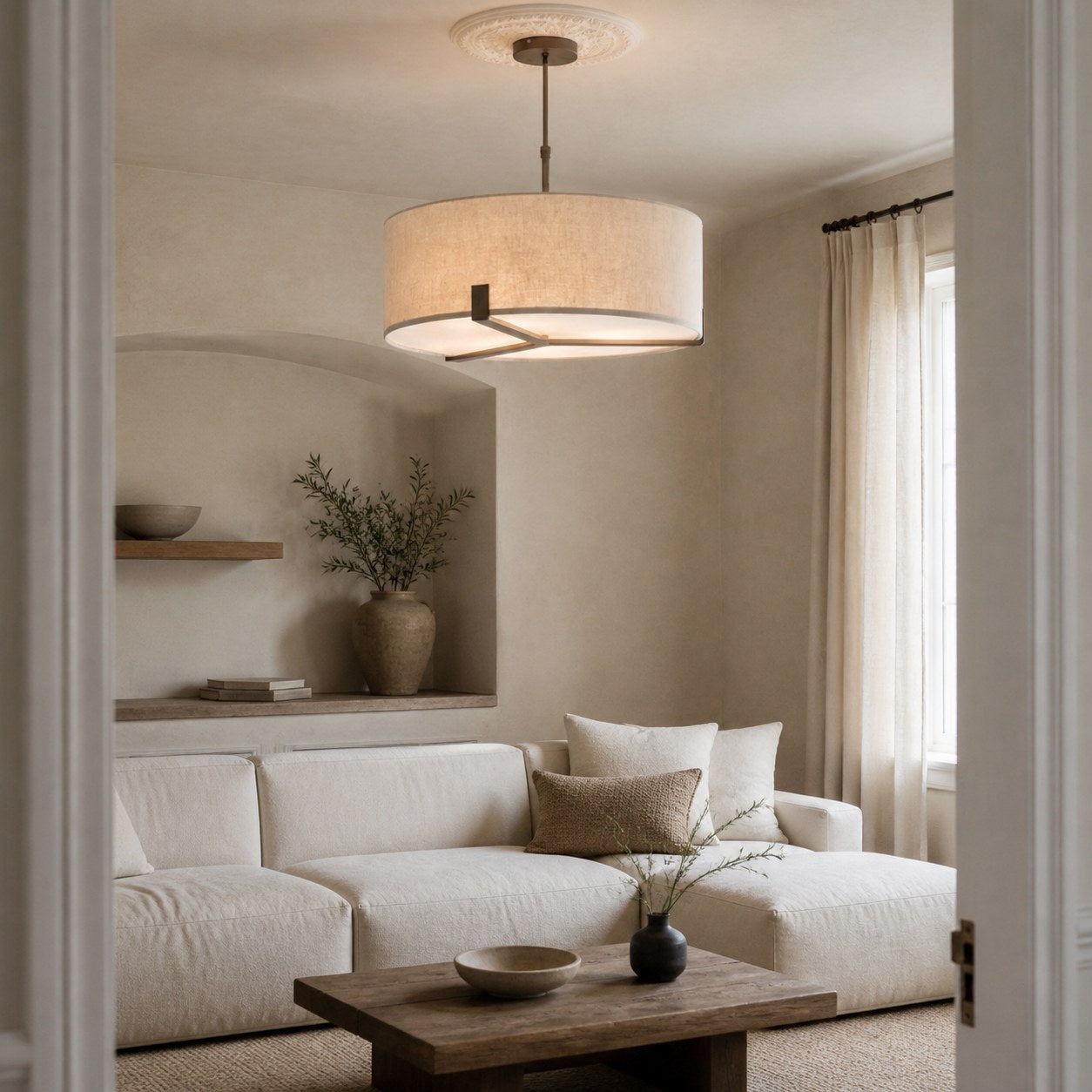 Tela 3 Light Suspension Light - Stylish Adjustable Pendant for Dining or Bedroom