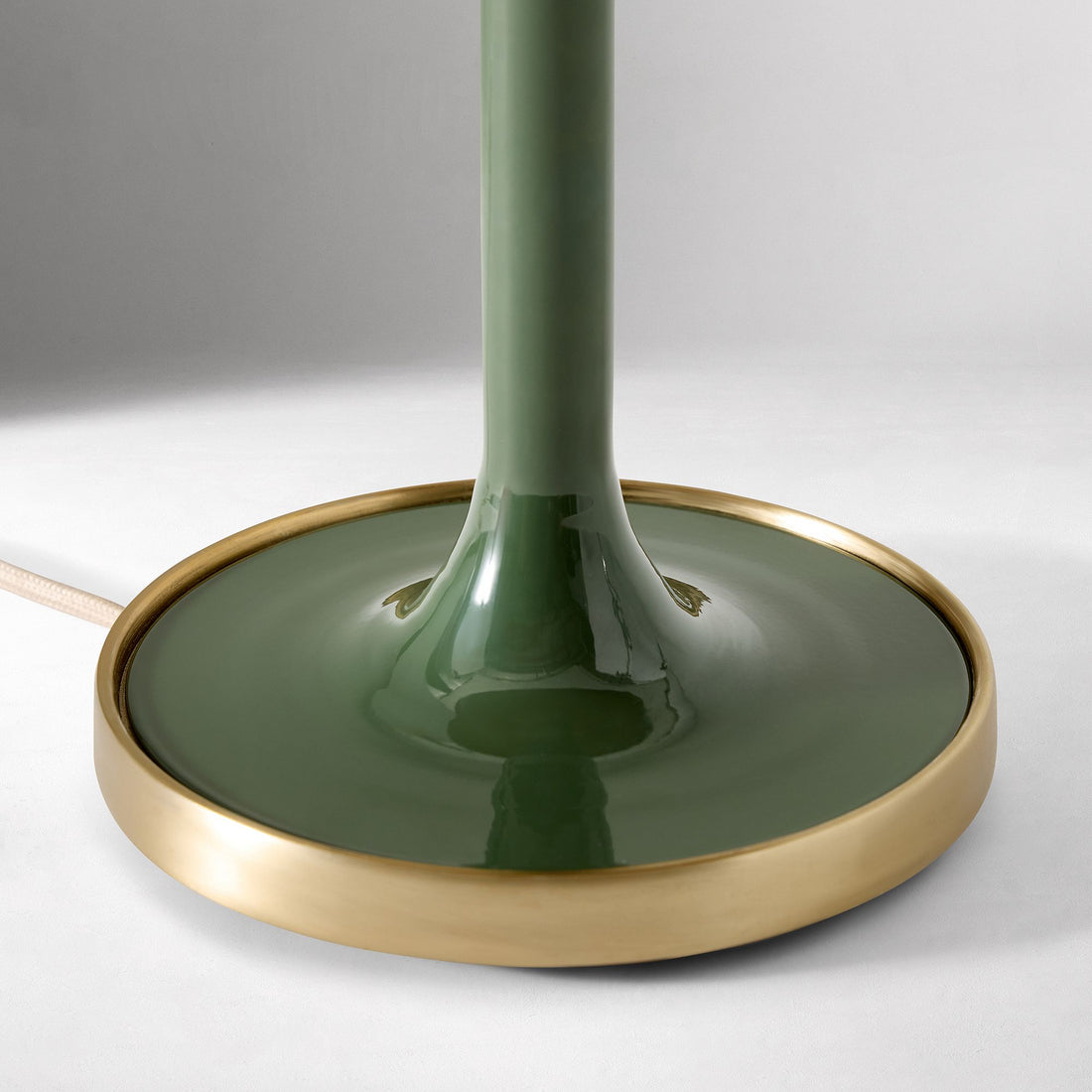 Nera Table Lamp - Contemporary Designer Table Lamp with Clean Lines for Home Office