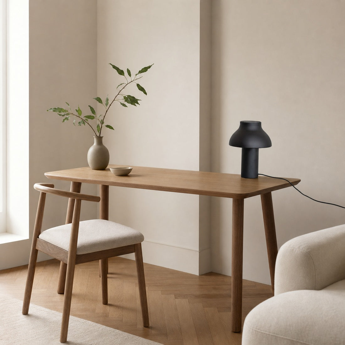 Modern Portable Table Lamp – Minimalist Rechargeable Light for Indoor Outdoor Use
