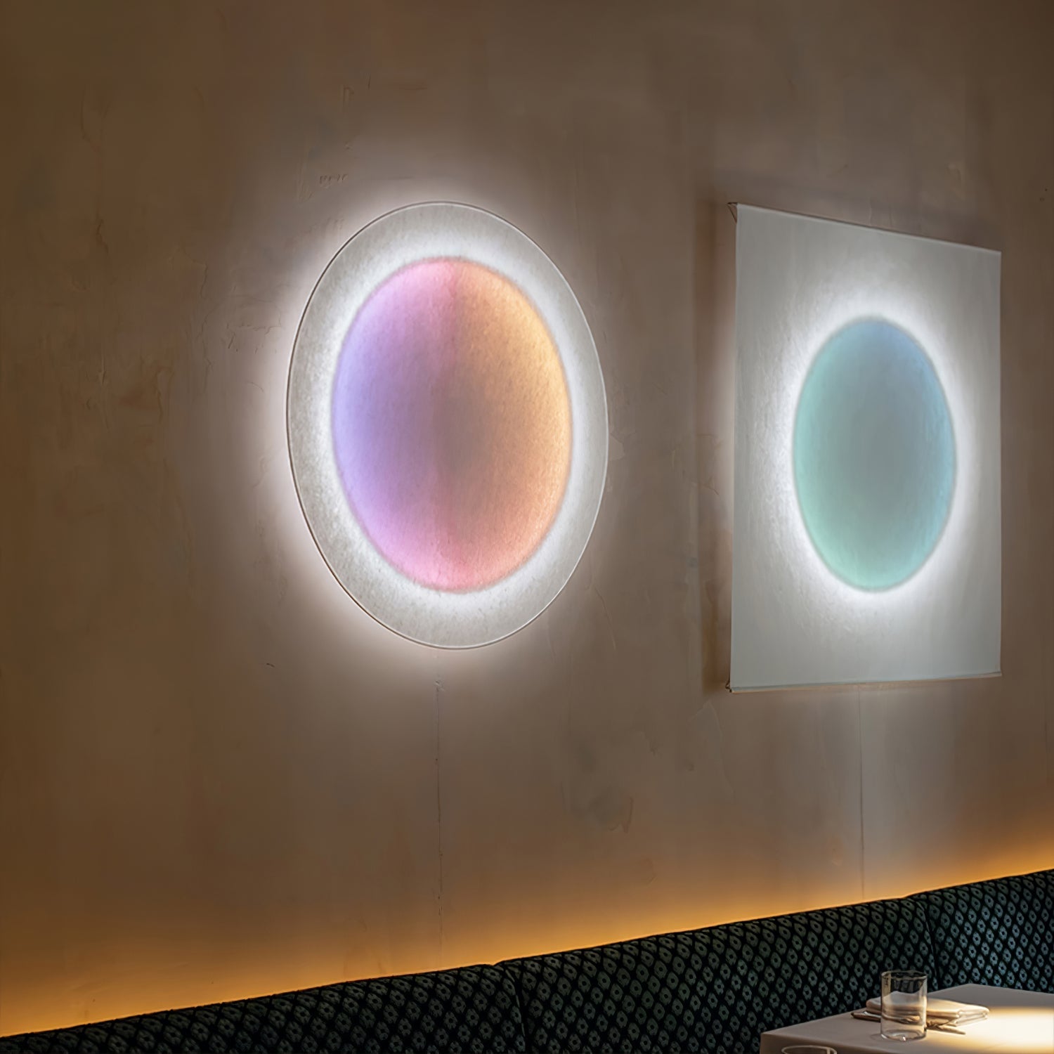 Modern Simple Plug-In Round Wall Lamp