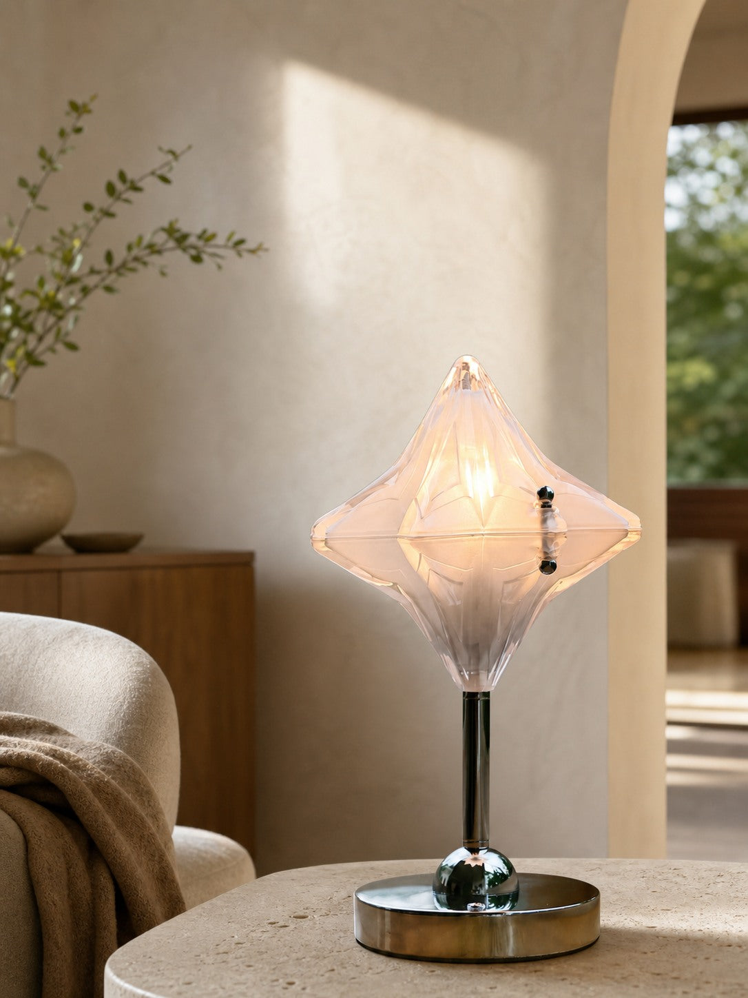 Art Deco Star Table Lamp - Frosted Glass Light for Modern Bedrooms - Astris Lyra