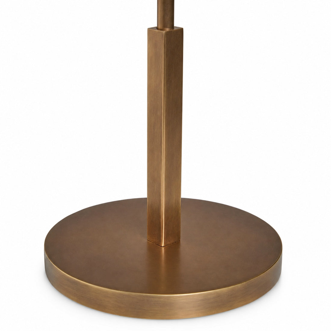 Vellaro Elegant Brass Table Lamp with Fabric Shade – Bedside Light for Contemporary Bedroom