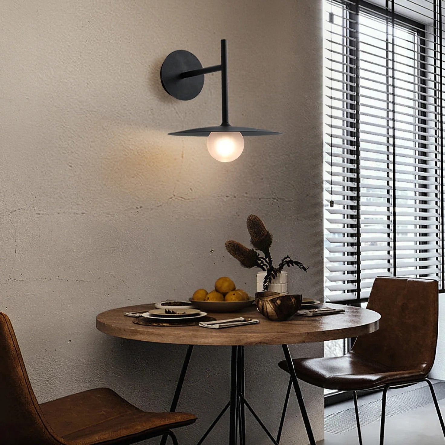 Vintage Top Hat Design Wall Scone