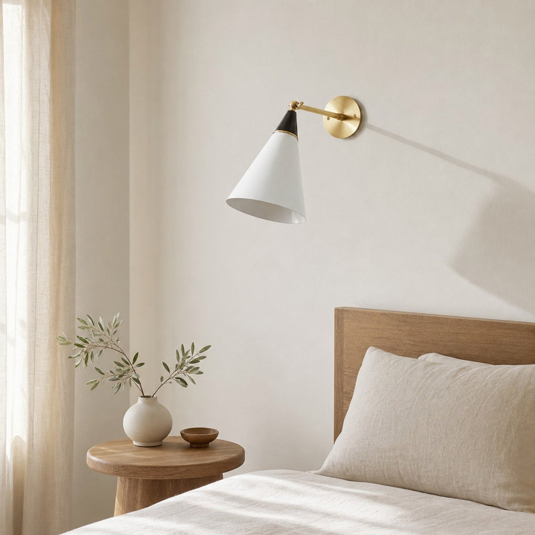 Oribelle Minimalist Wall Lamp – Contemporary Metal Sconce for Interior Space