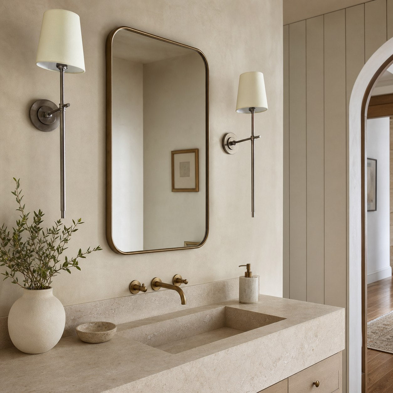 Bryant Wall Lamp