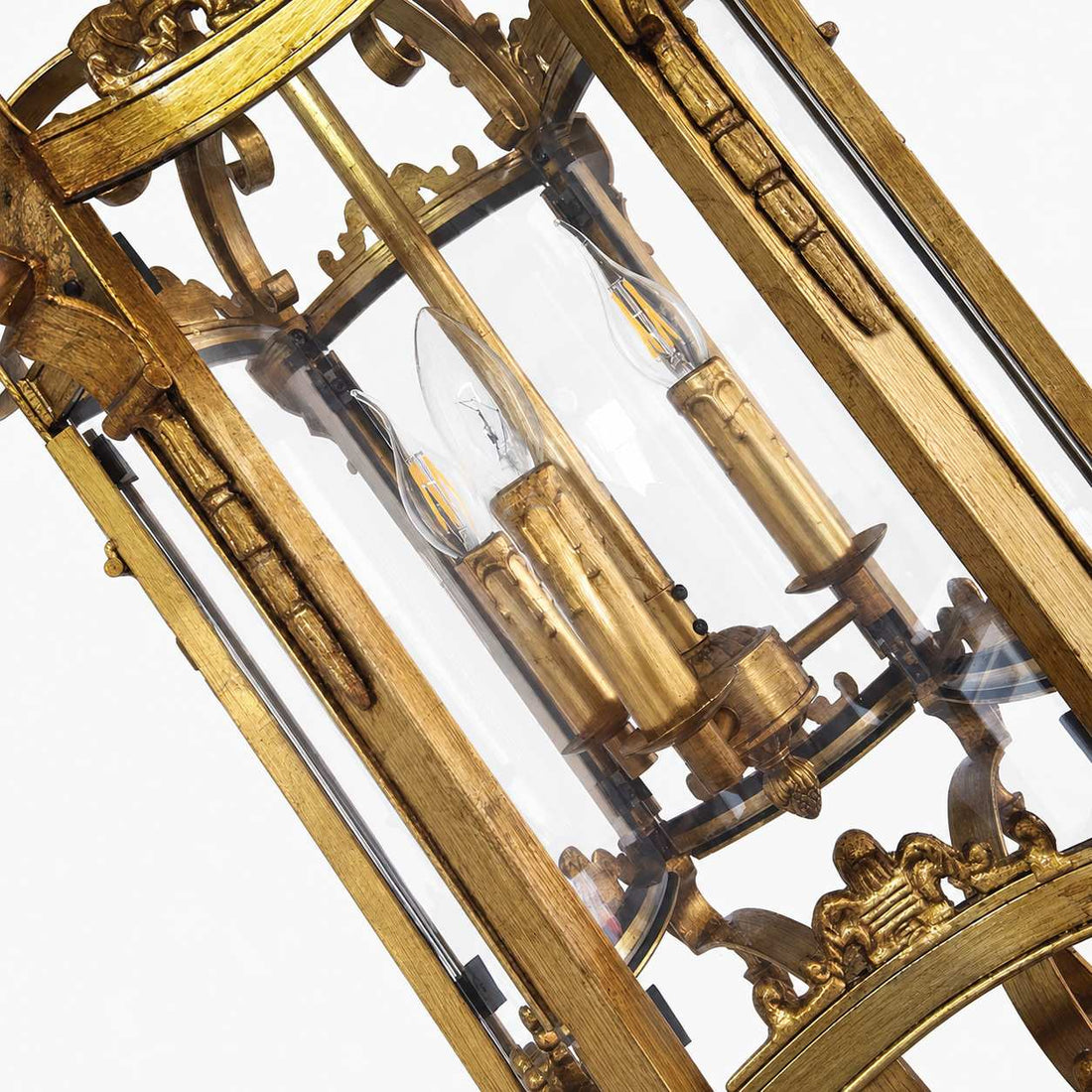 Metropolitan Lantern Chandelier