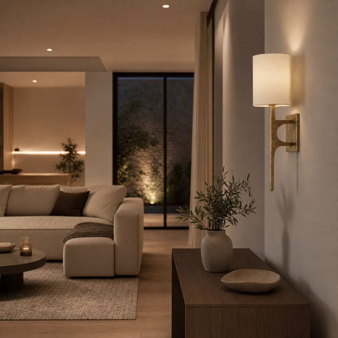 Texturoc Linear Wall Light - Modern Hammered Wall Sconce