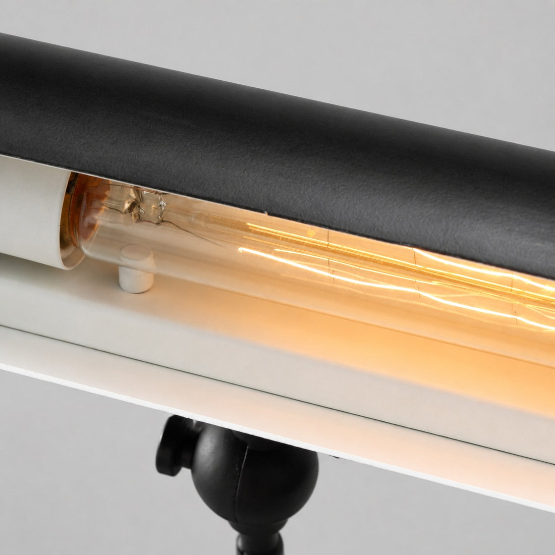 Modo Modern Wall Sconce - Angular Metal Arm Design Industrial Wall Lamp