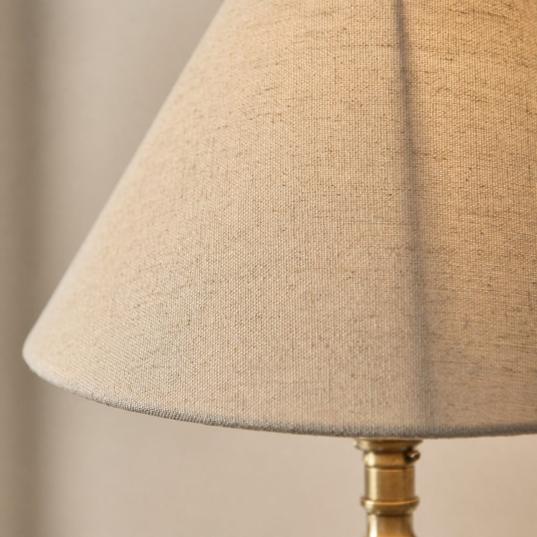 Zevatik Table Lamp with Slim Stem and Linen Shade for Bedside Lighting