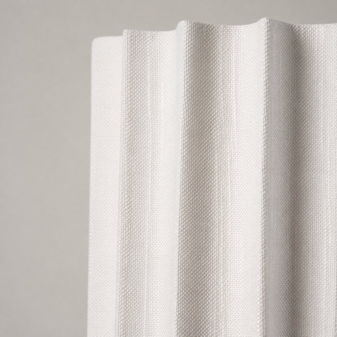 Cavilon Marble Decorative Wall Light – Elegant Linen Form, Suitable for Living Room or Hallway