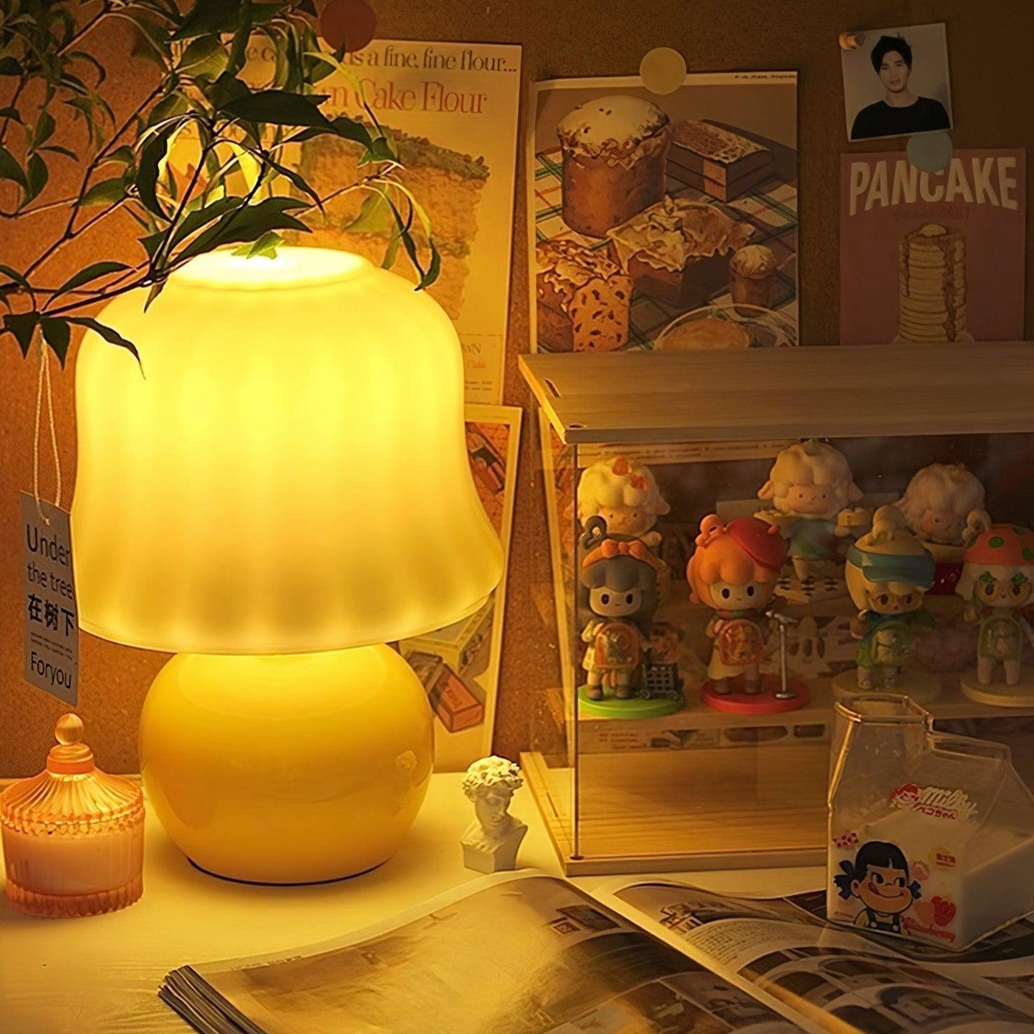 Cute Mushroom Table Lamp