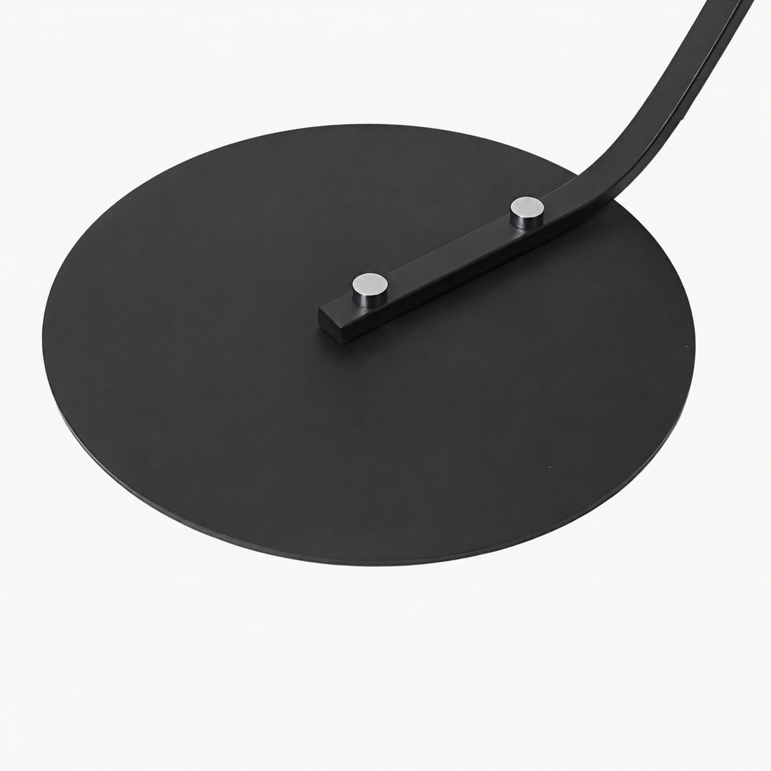 Lirra Minimal Curved Floor Lamp – Elegant Metal Accent for Living Spaces