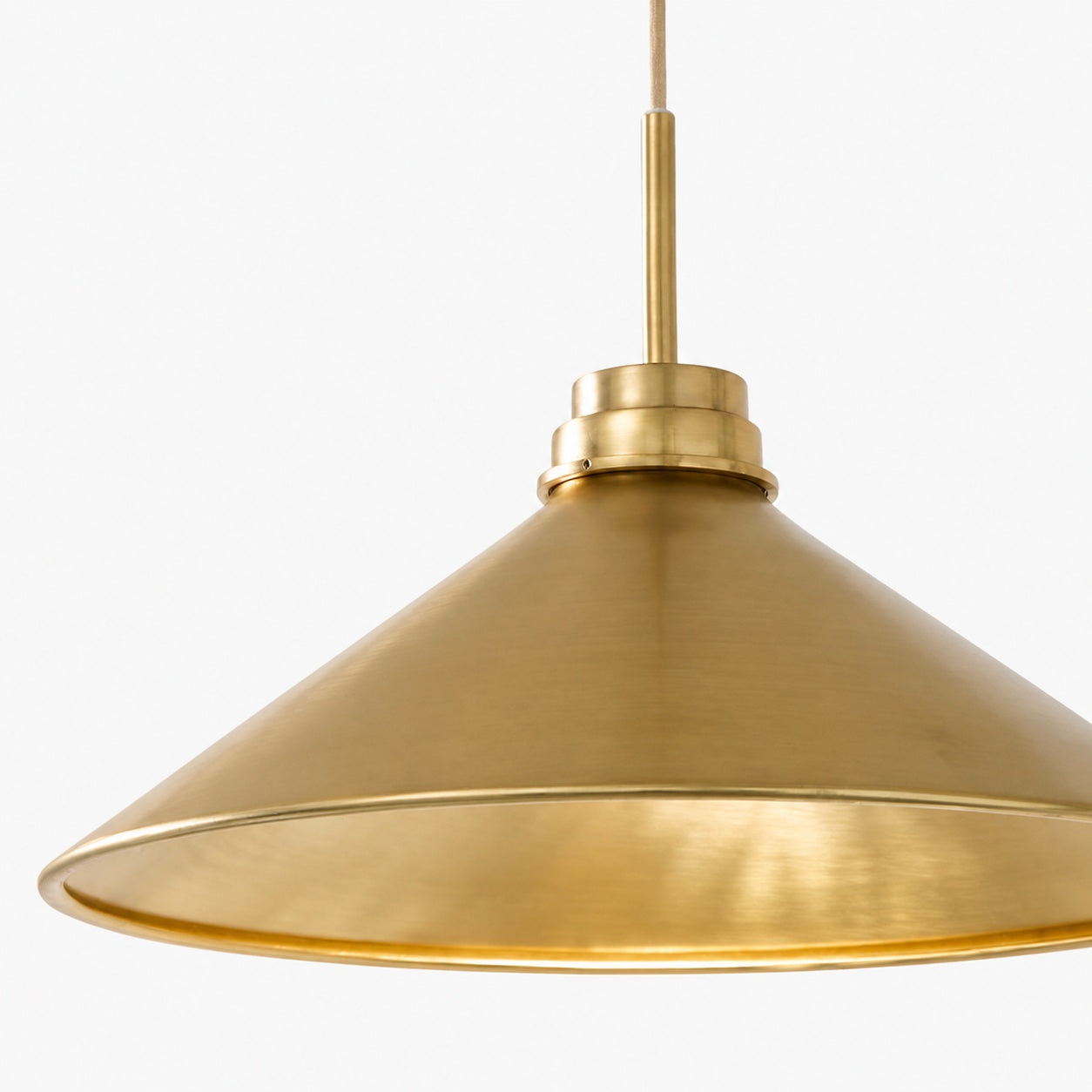 Aurenza Pendant – Minimalist Farmhouse Pendant Lamp for Modern Interiors