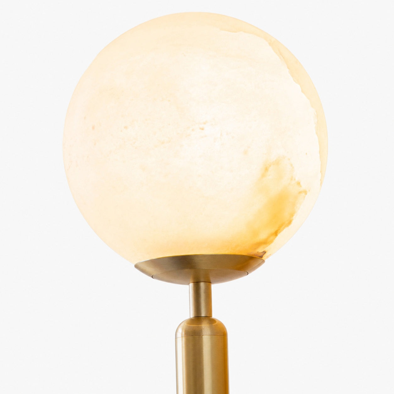 Mian Alabaster Wall Lamp