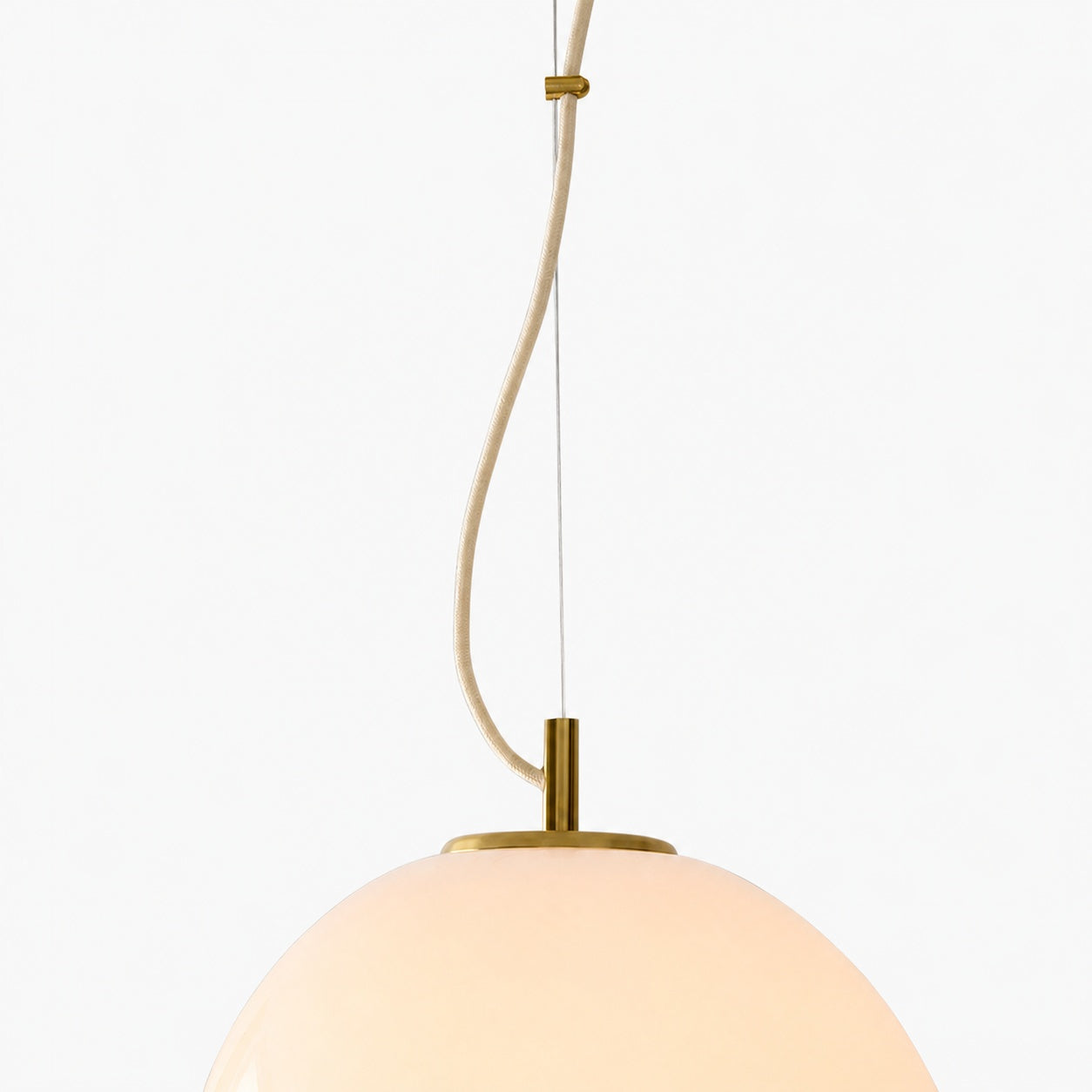 Lumivelle Minimalist Glass Pendant – Adjustable Height Dimmable Design