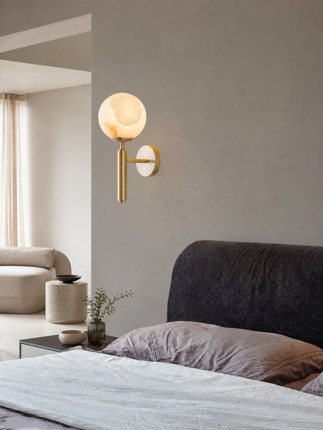Mian Alabaster Wall Lamp