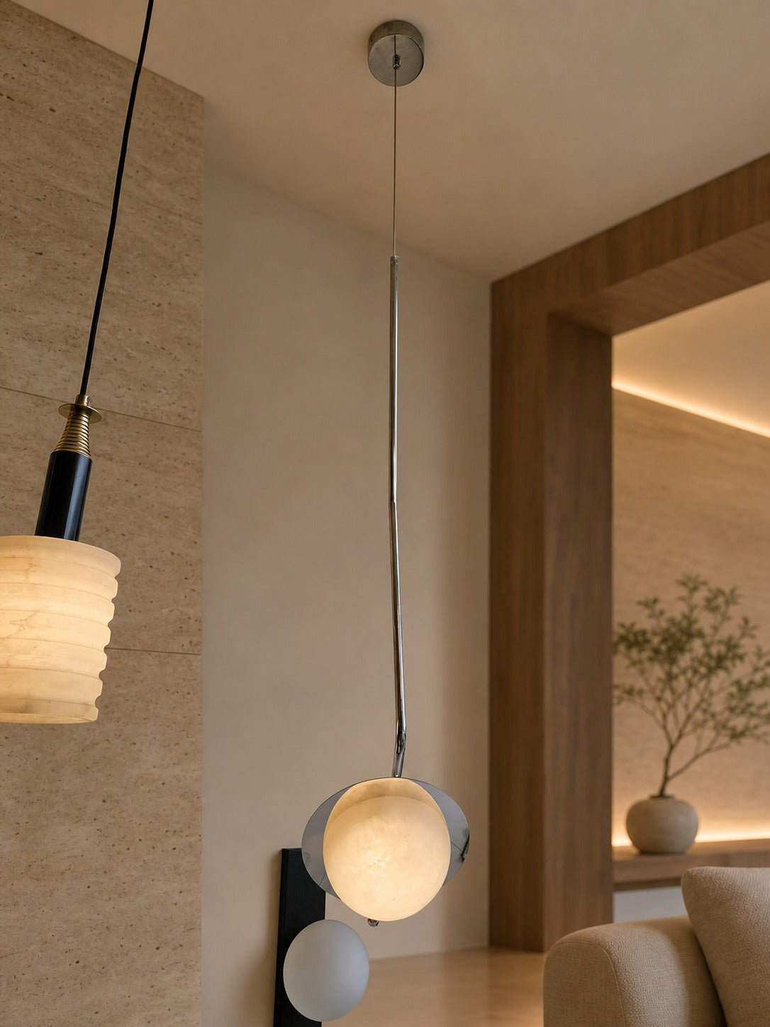 Chic Luminance Alabaster Pendant Light