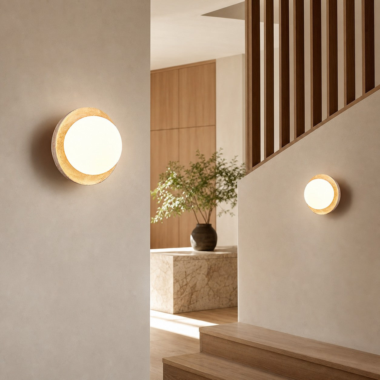 Eala Wall Lamp