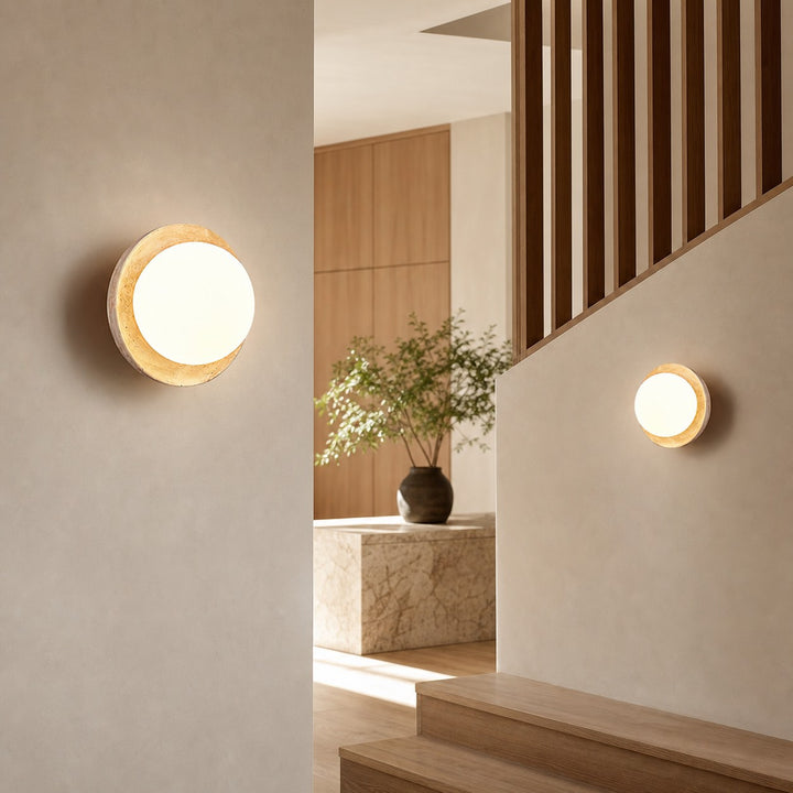 Eala Wall Lamp