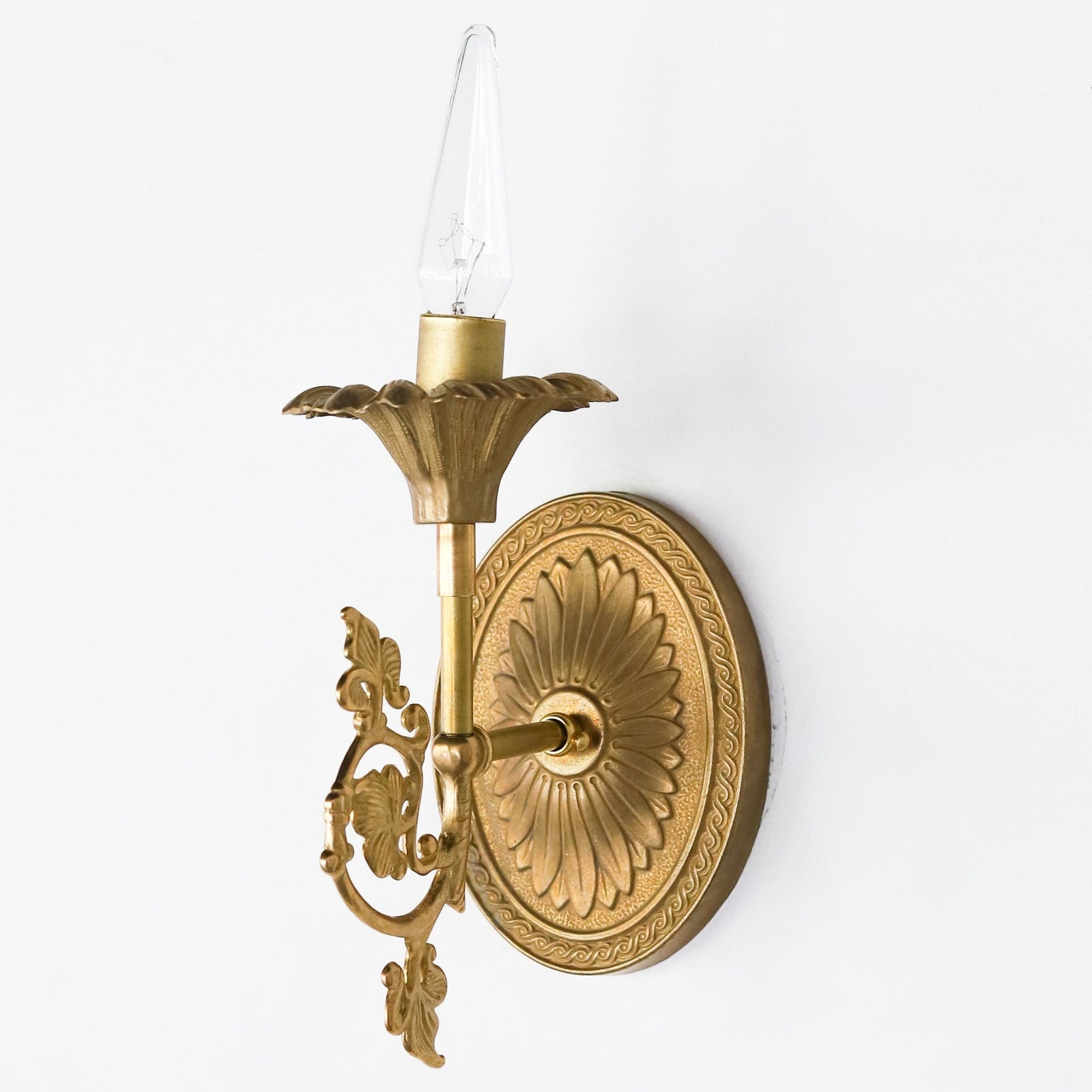 Victorian Inspired Brass Sconce Wall Light - Floral Cup & Leaf Arm Accent