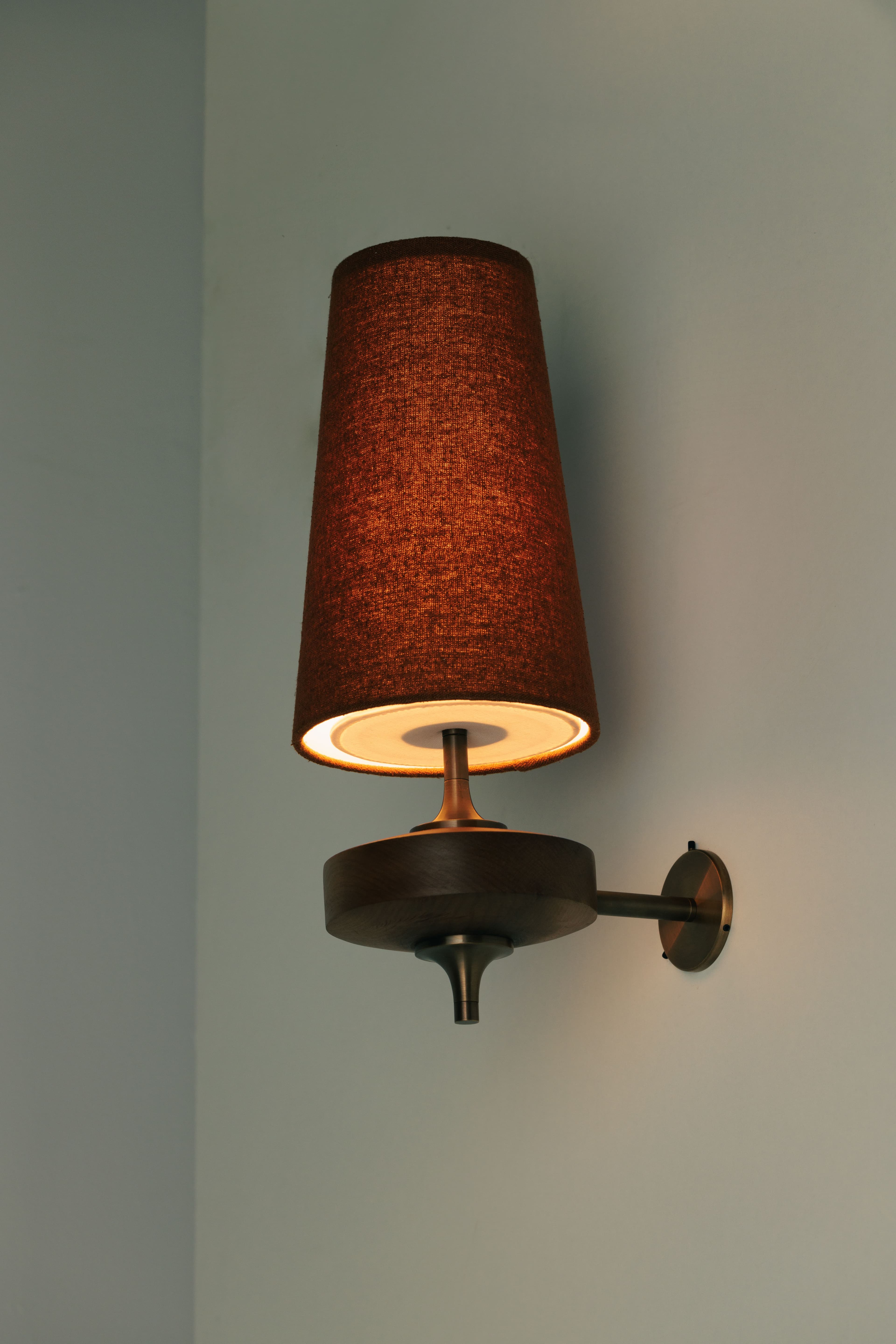 Hour Rho Wall Lamp