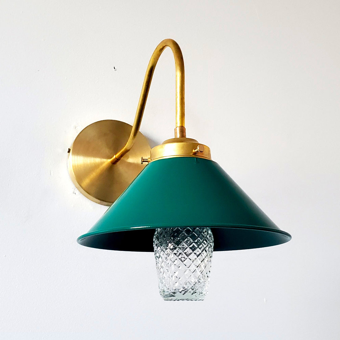 Curved Arm Wall Sconce - Accent Lighting For Bedroom & Hallway
