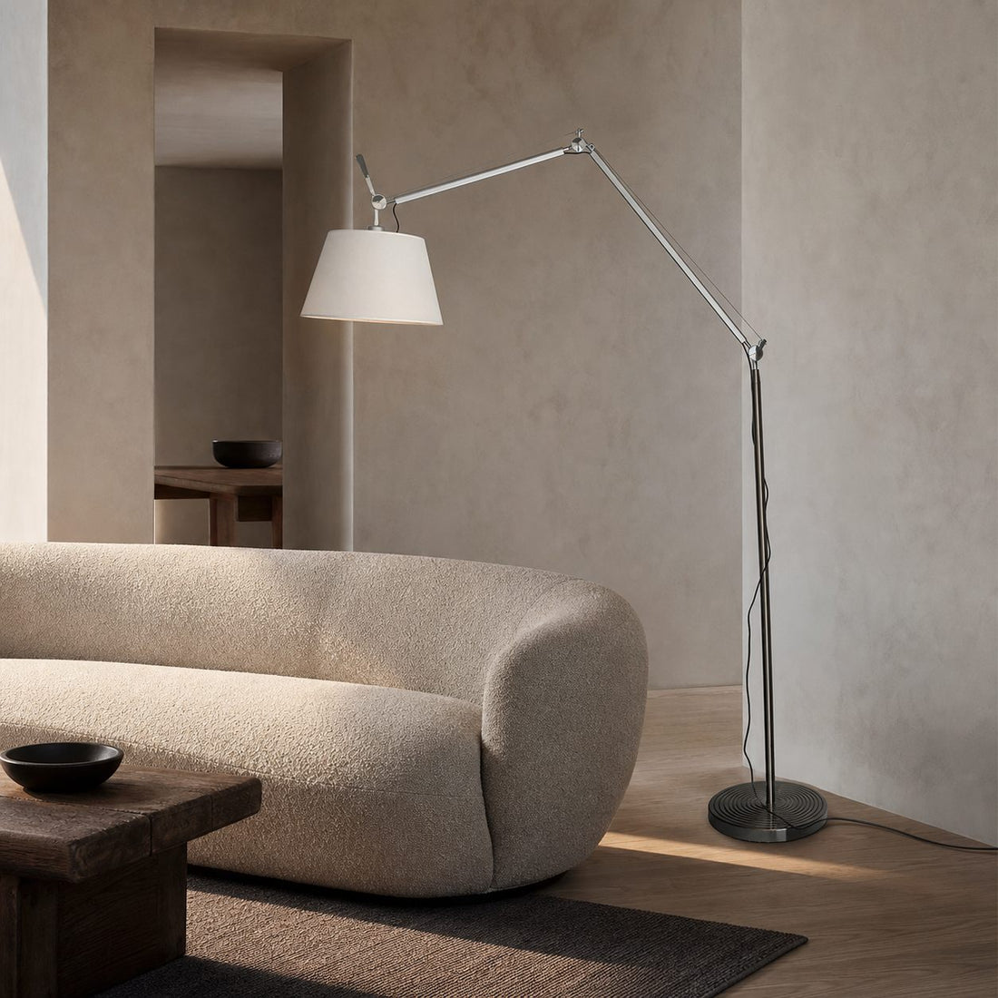 Velthea Floor Lamp