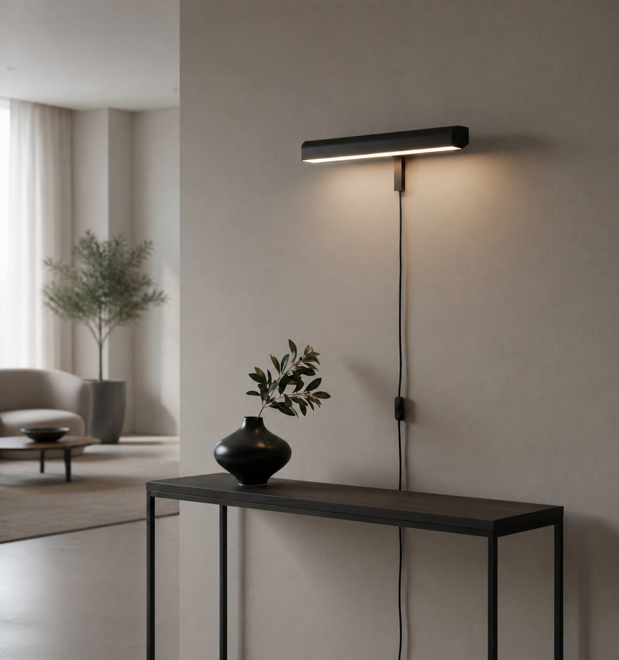 Libris Metal Gallery Light - Streamlined Design for Home Art Display