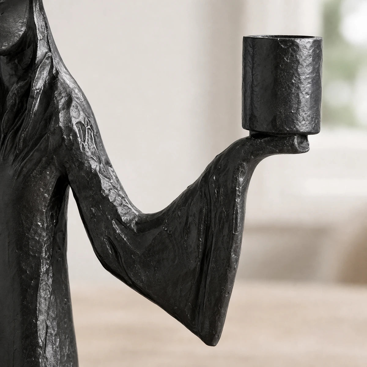 Aura candlestick sleeve and arm support detail