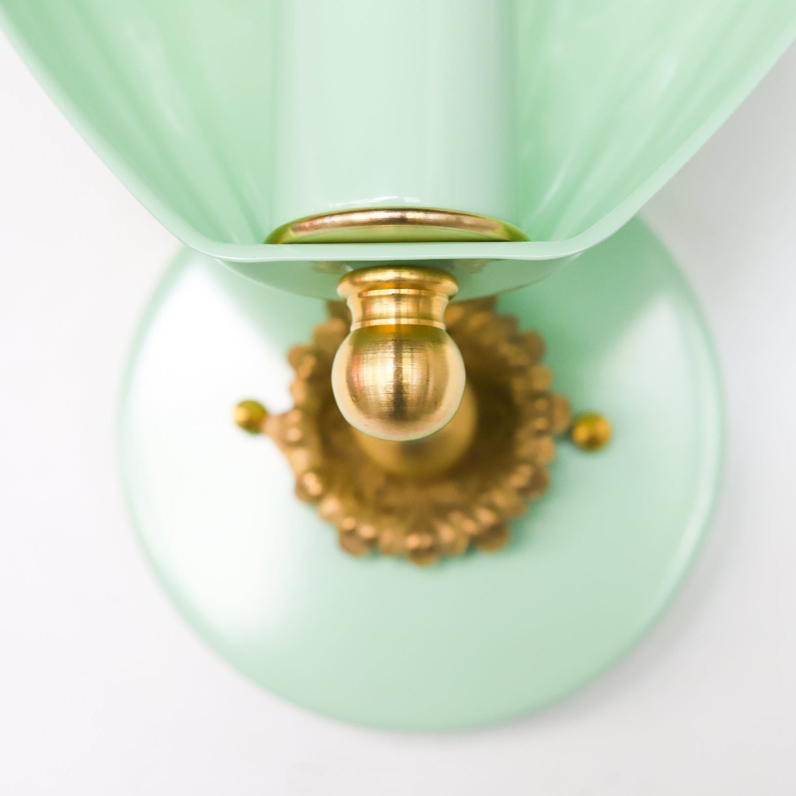 Shell Shape Wall Sconce - Brass Accents Steel Light for Eclectic Decor