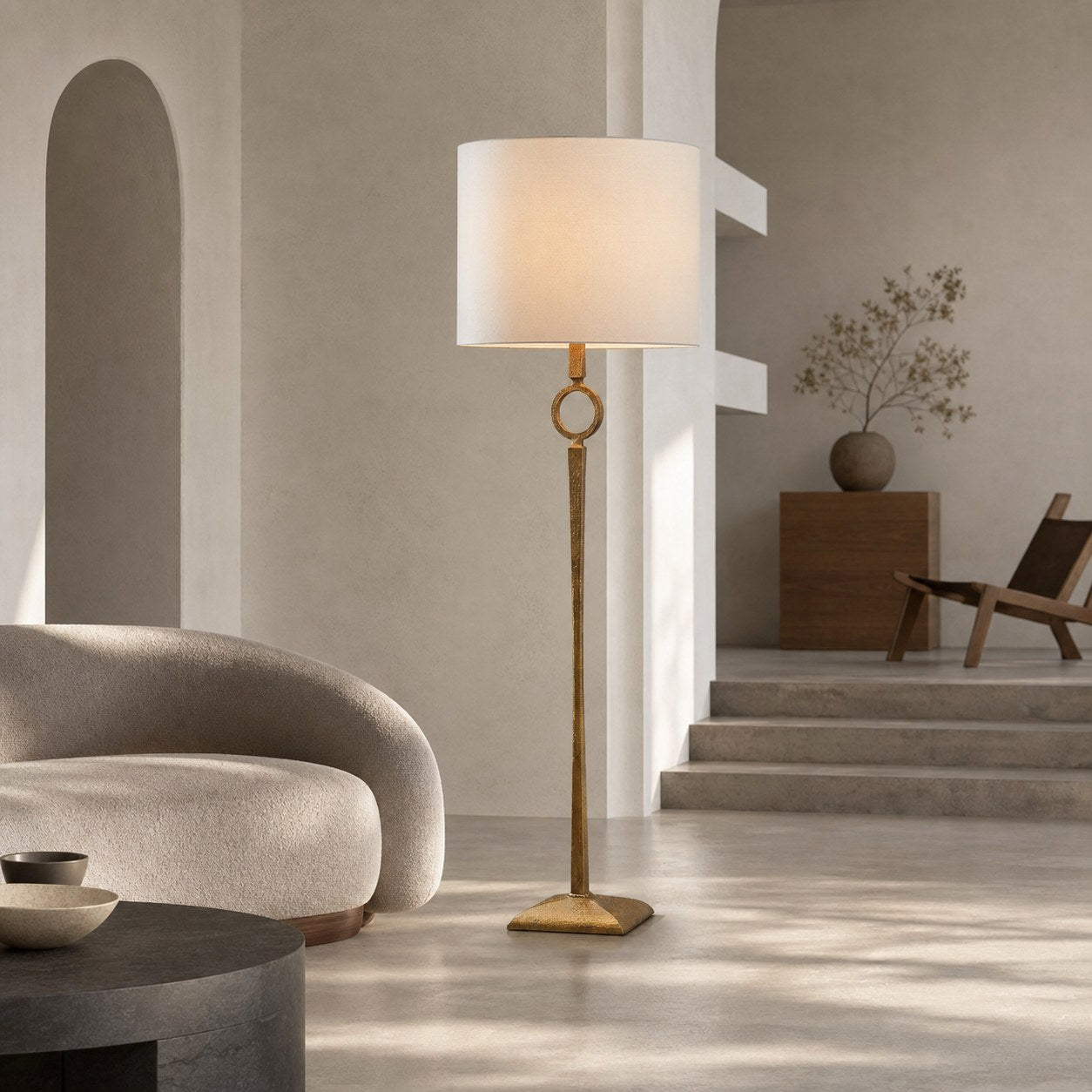 Trova Wrought Iron Floor Lamp - Single-Pole Design for Bedroom and Office Lighting