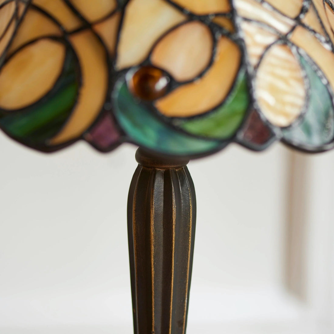 TF Jamelia Classic Stained Glass Table Light Lamp - Handcrafted Glass Light for Bedroom
