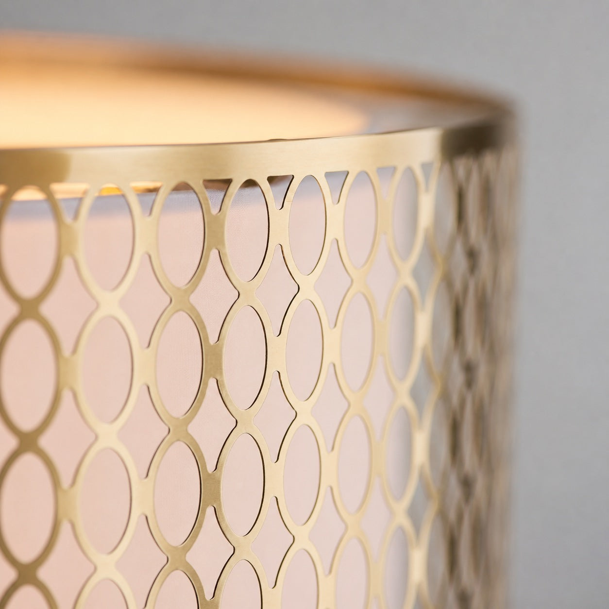 Liorin Geometric Pendant Lamp – Modern Fretwork Metal and Fabric Shade Pendant for Interiors
