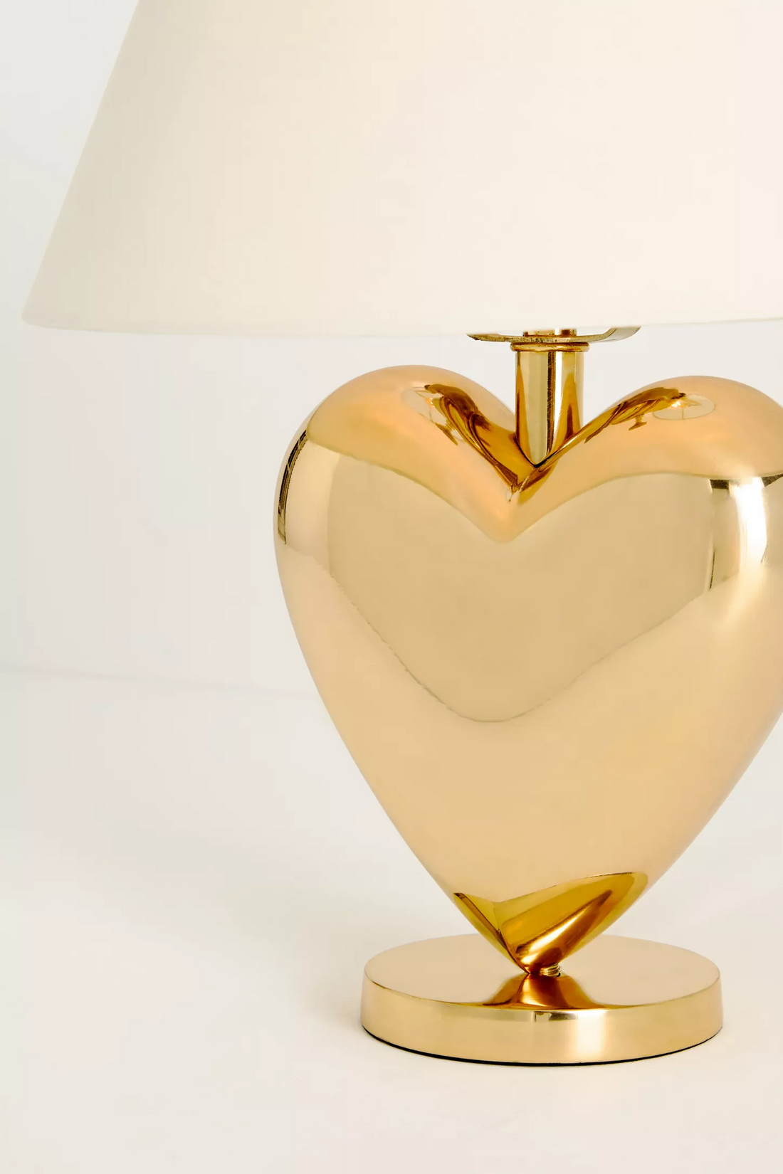 Pawdia Unique Table Lamp - Decorative Animal Bedside Lamp