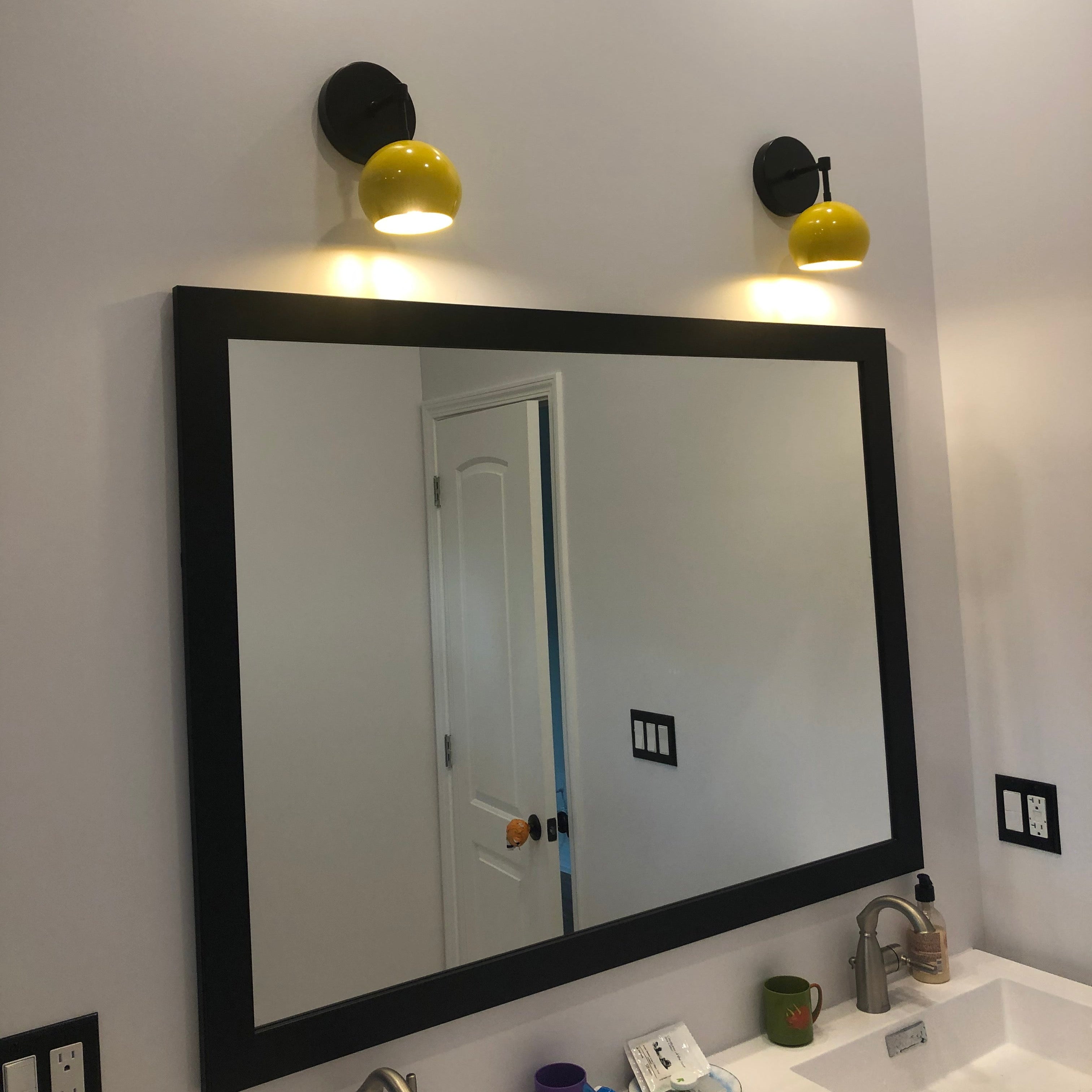 Accent Lighting Globe Wall Sconce in Sunshine Yellow