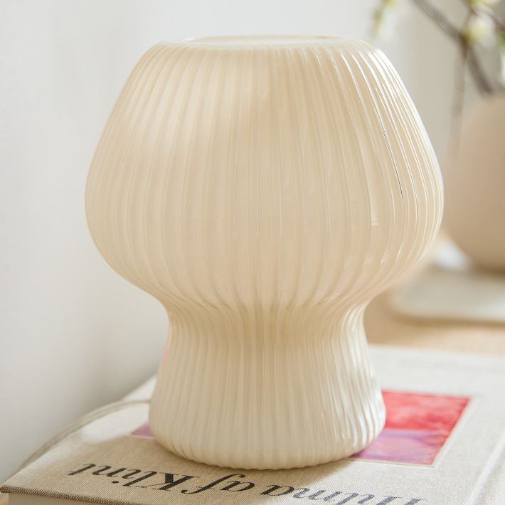 Novarise Ribbed Glass Table Lamp – Textured Glass Accent Lighting