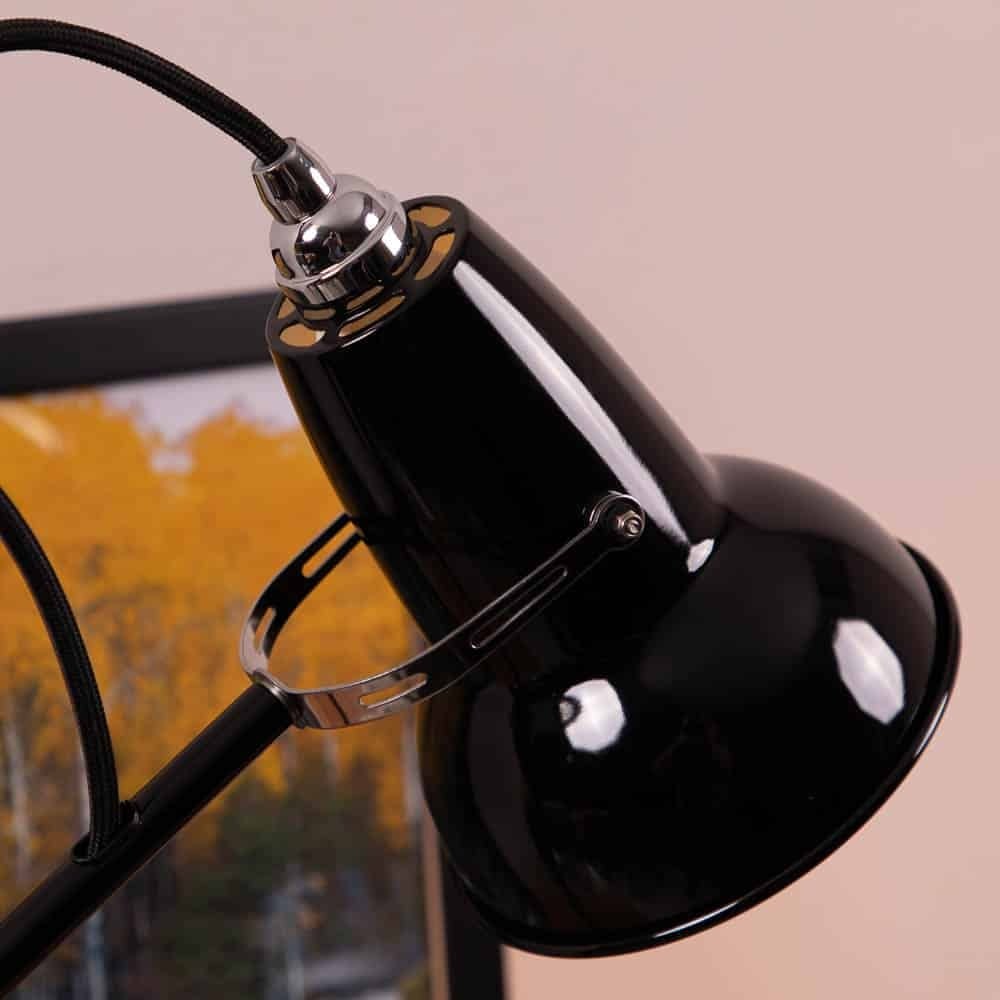 Original 1227 Vintage Style Compact Table Lamp with Metal Base for Home Accent