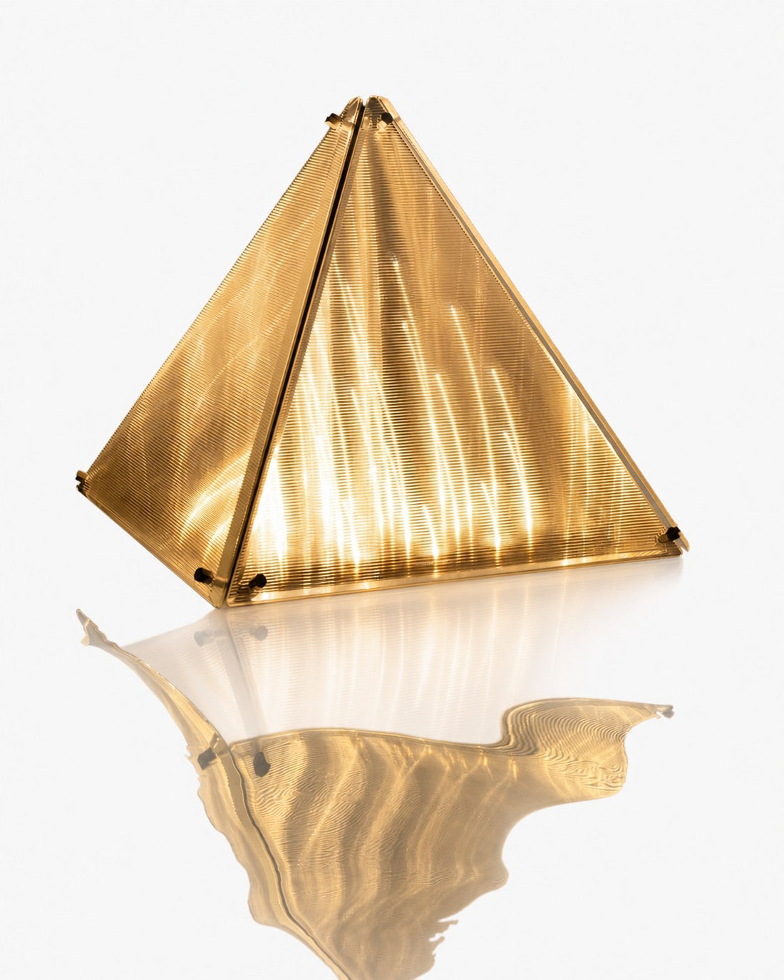 Fragment Table Lamp