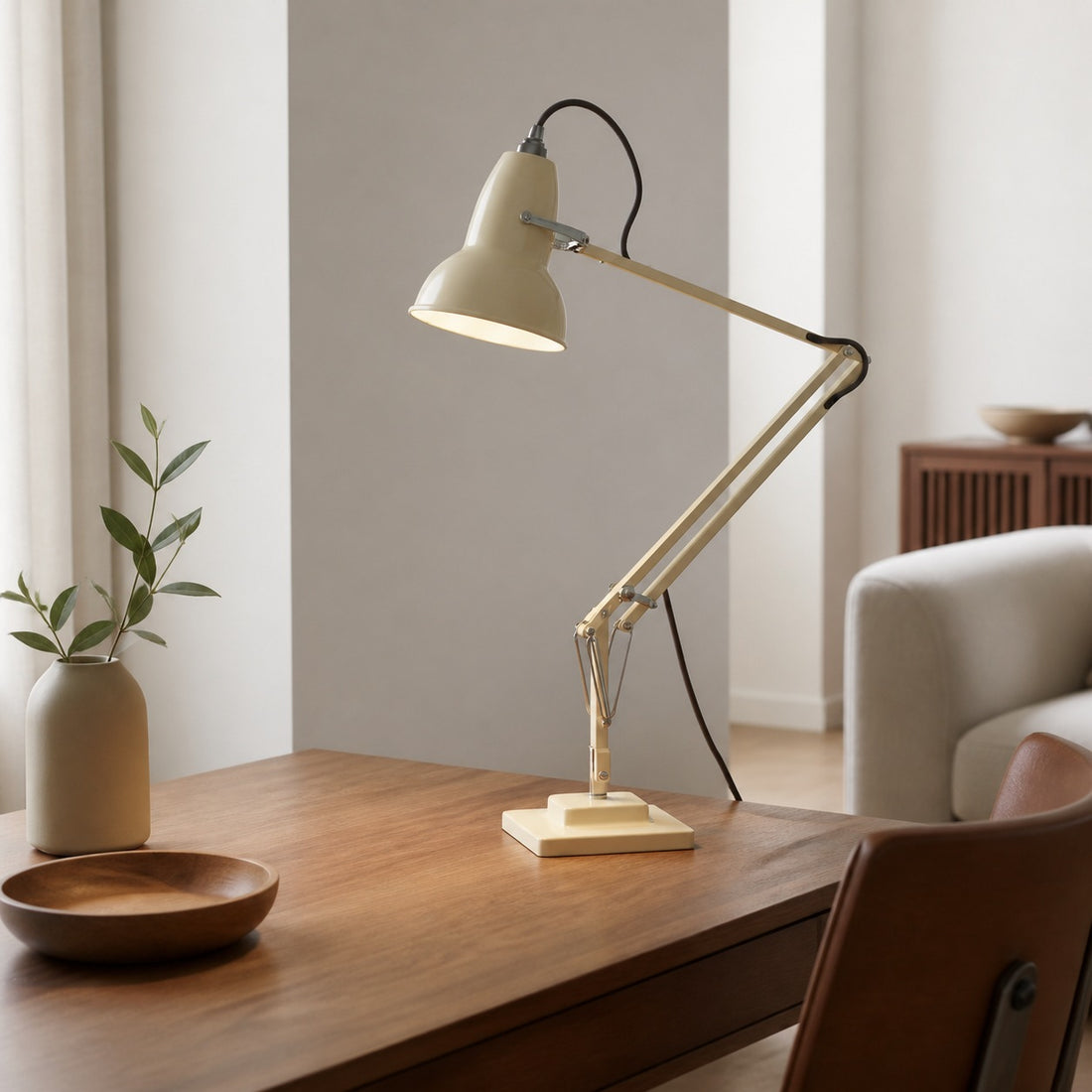 Modryx Vintage Adjustable Desk Lamp – Industrial Task Light for Home Offices