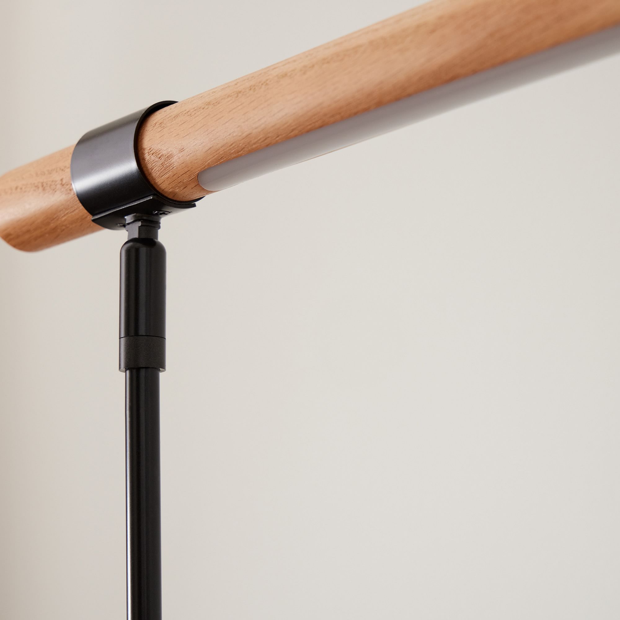 Moss Modern Linear Wood LED Table Lamp – Adjustable Swivel, USB Charging