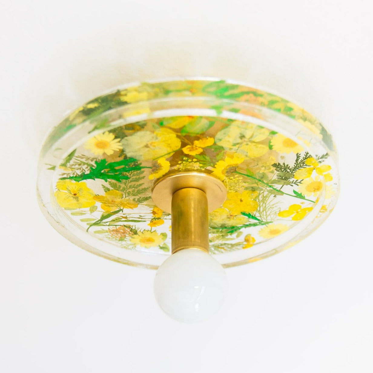 Botanical Wall Sconce - Handmade Resin Leaves Romantic Accent Lighting