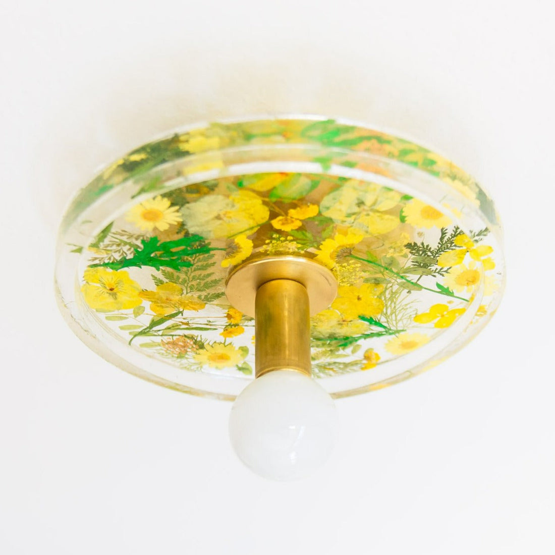 Botanical Wall Sconce - Handmade Resin Leaves Romantic Accent Lighting