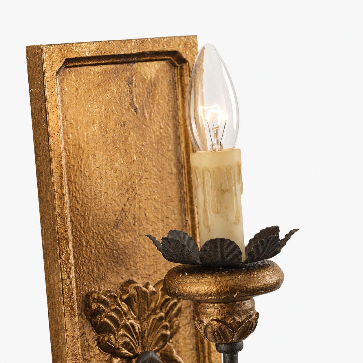 Margarite Wall Lamp