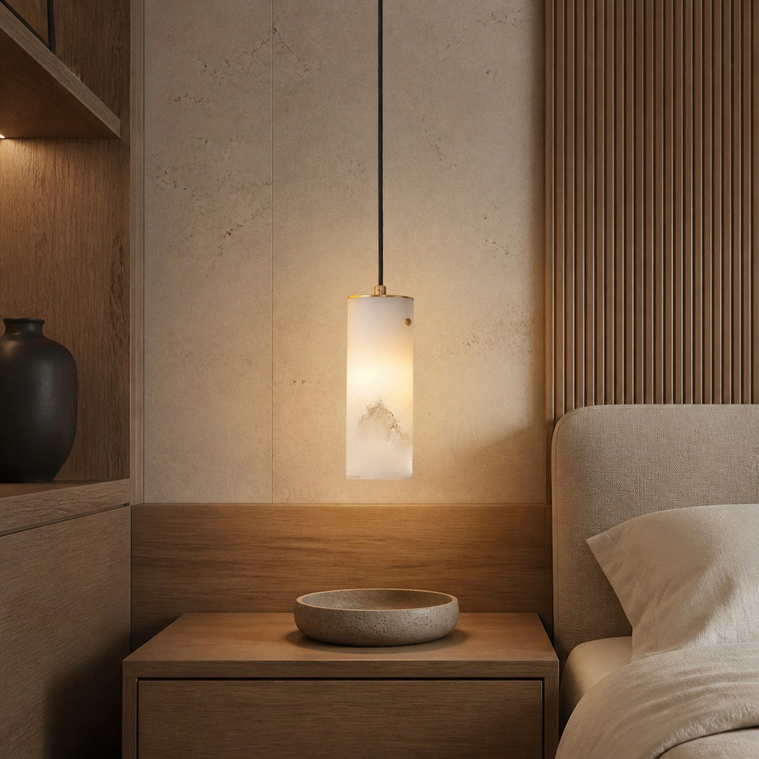 Nula Vertical Alabaster Pendant Light