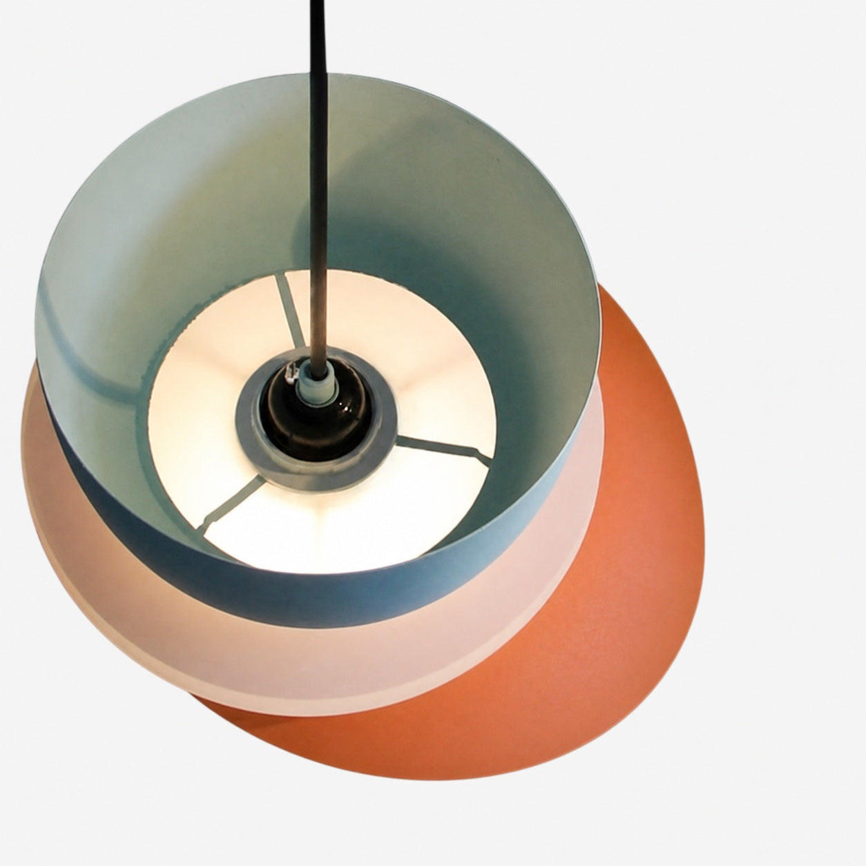 Acrybowlia Sculptural Acrylic Pendant Lamp with Colorful Layered Bowl Form for Island Lighting N35
