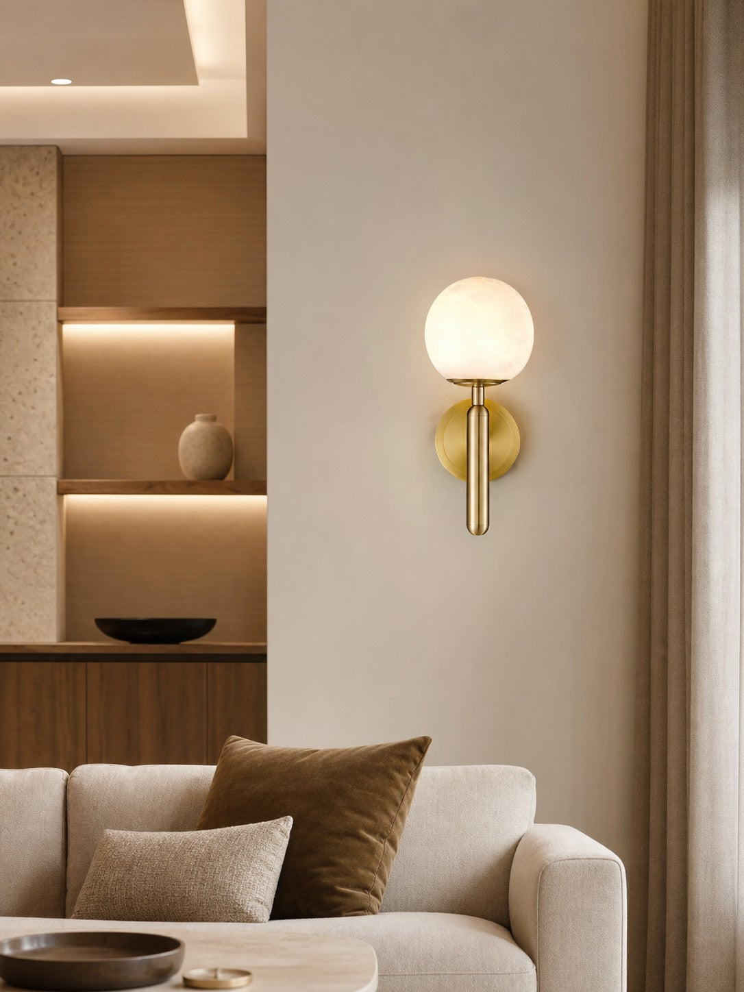 Mian Alabaster Wall Lamp