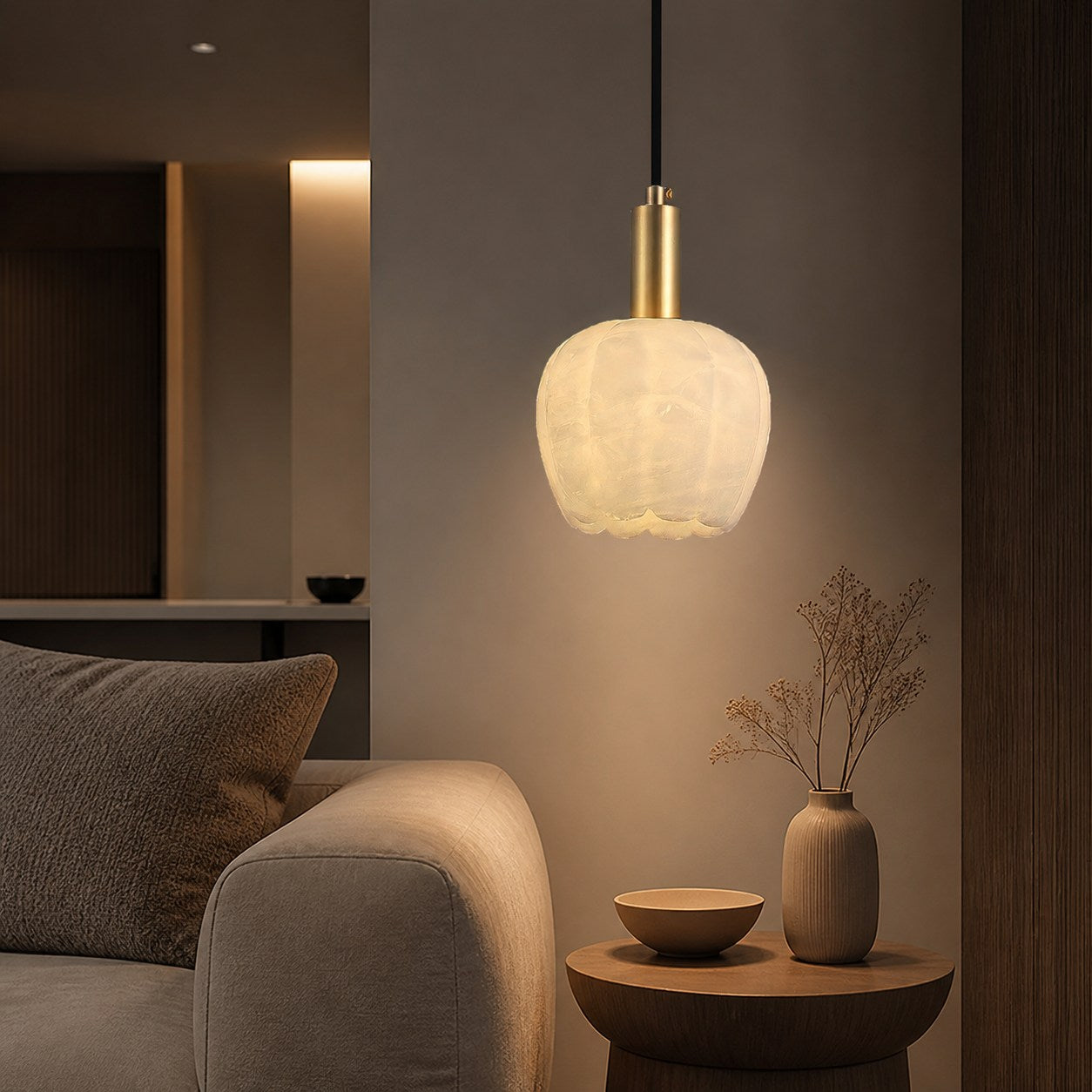 Lilin Alabaster Pendant Light