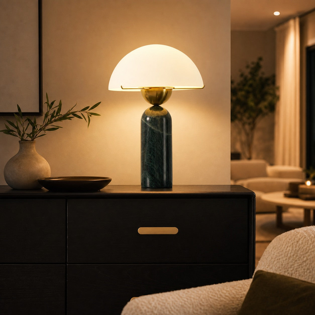 Peono Alabaster Table Lamp